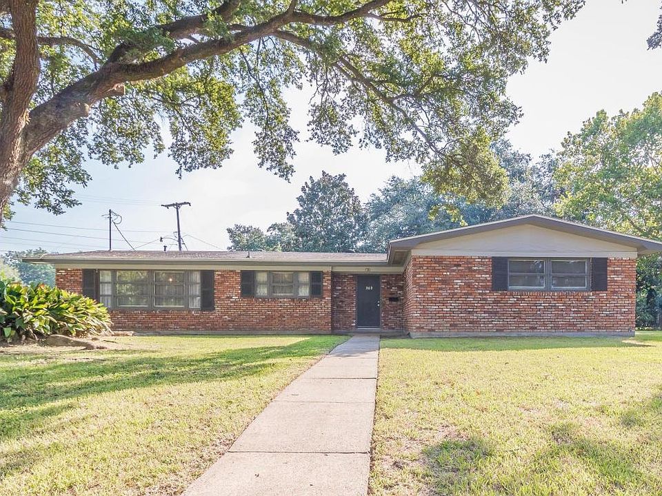 1st image of 303 Louise Dr