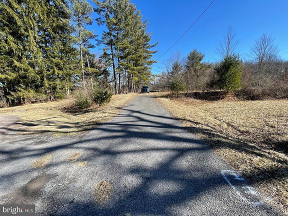 3rd image of 10178 Garrett Hwy