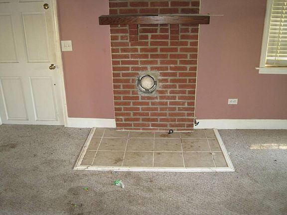 3rd image of 1550 Sardis Lake Dr
