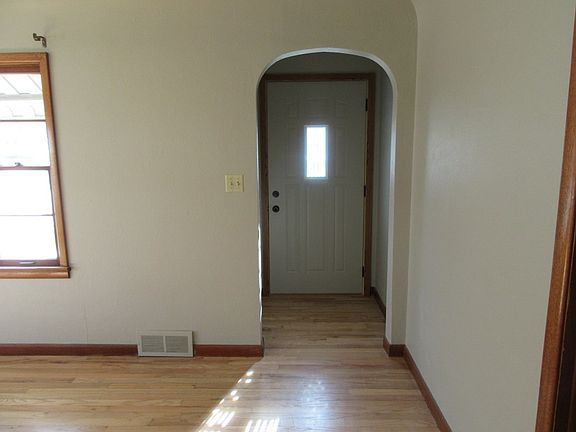 2nd image of 1904 W 16th St