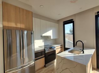 4 National St #1, Boston, MA 02127