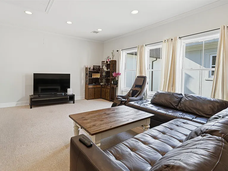 4923 Palmetto St — Photo 39