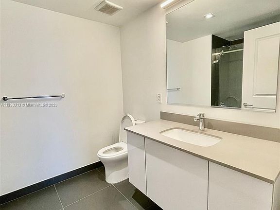 3rd image of 1600 NE 1st Ave #3115