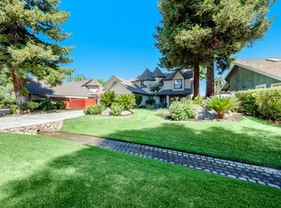 5500 W Sweet Dr, Visalia, CA 93291