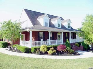 1550 Ellis Rd, Sevierville, TN 37876