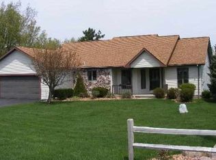 8071 Colleen Dr, Cadillac, MI 49601