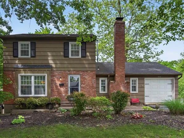9802 Eby St, Overland Park, KS 66212