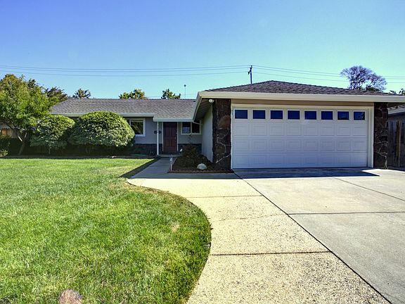 2nd image of 3644 Cody Ct