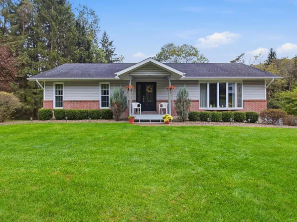 18 Spruce St, Brockway, PA 15824