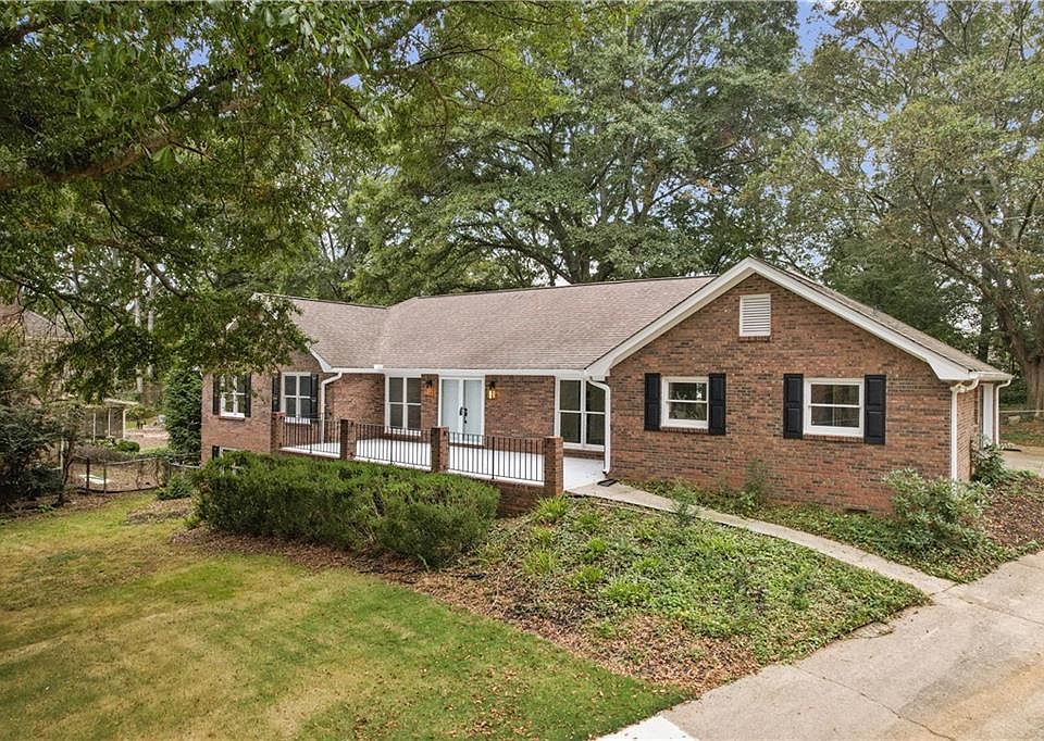 1st image of 3759 Wentworth Ln