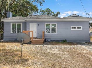 245 W 73rd St, Savannah, GA 31405