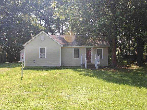 2nd image of 38 Peters Ln