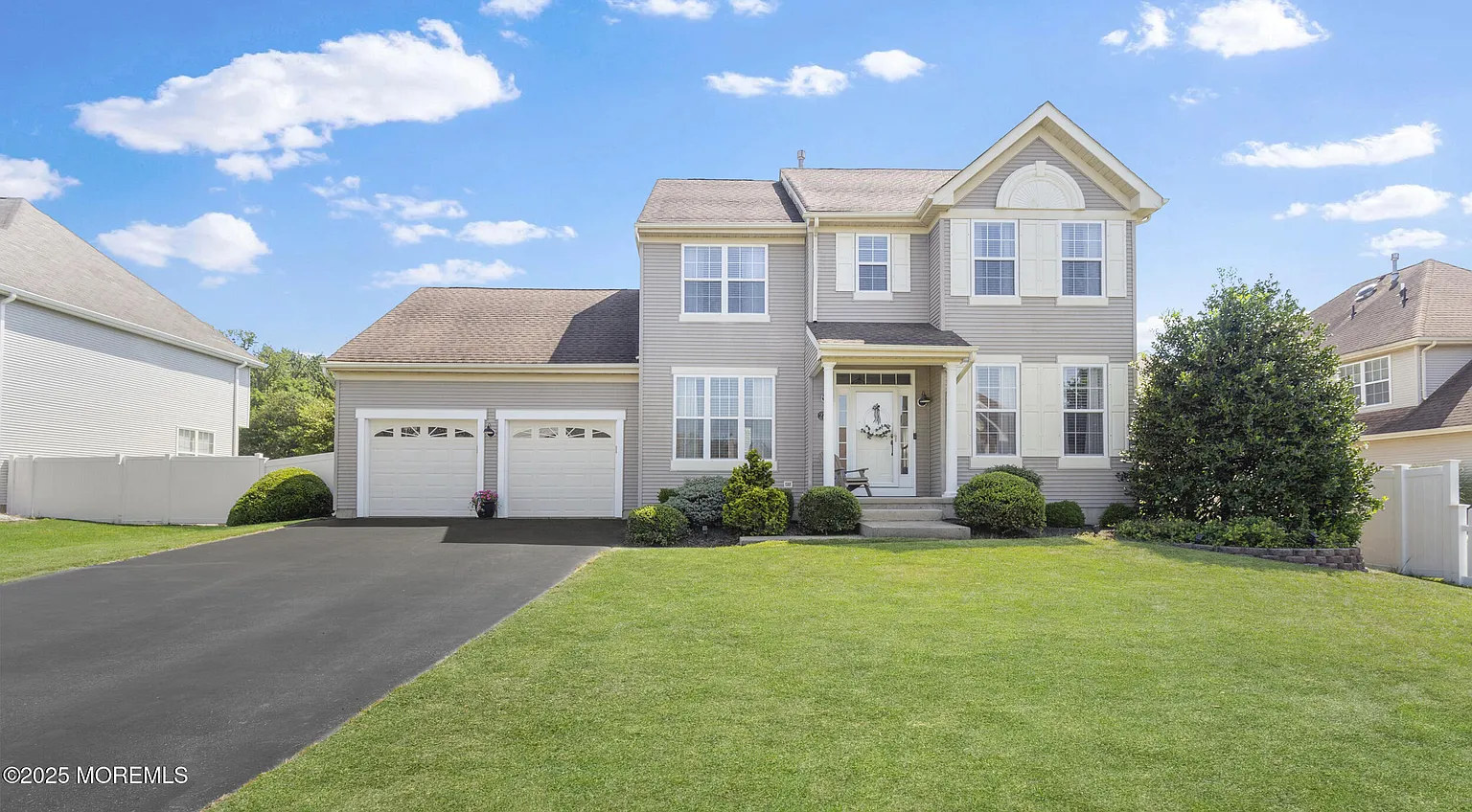 27 Danella Way photo 1