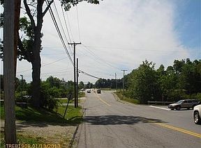 4th image of 92 Lincolnville Ave