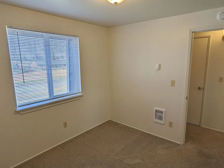 7815 NE 117th Ave — Photo 70