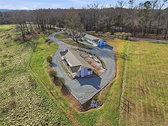 2nd image of 139 Knight Rd