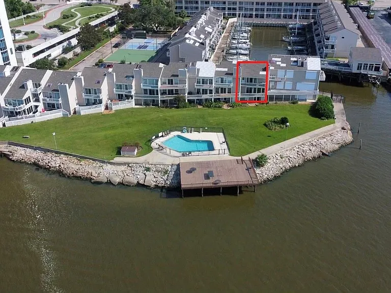 10 Mariner Village Dr — Photo 43