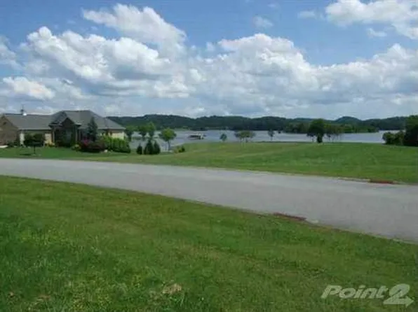 4029 Paradise Dr, Mooresburg, TN 37811