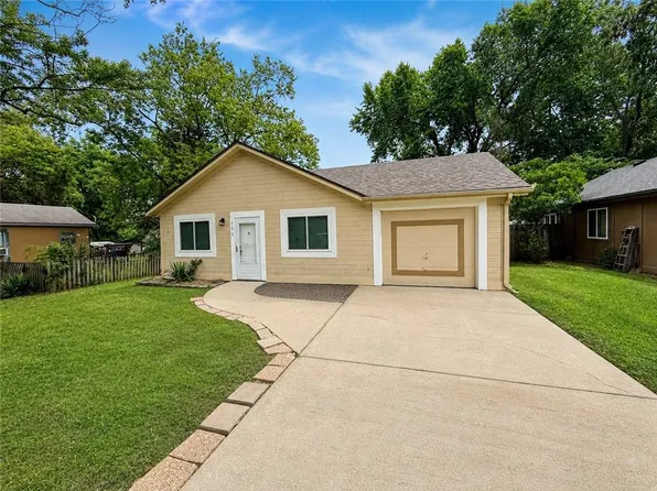 680 N Pine St, Olathe, KS 66061