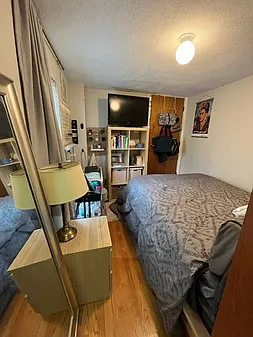 Thorndike St — Photo 12