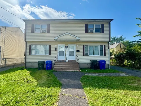 36-38 Chester St, Springfield, MA 01105