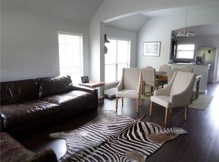 2029 Turning Leaf Dr, Bryan, TX 77807