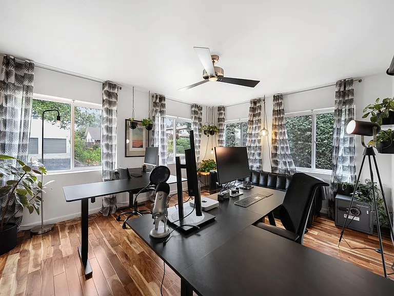 5948 Abernathy Dr — Photo 81