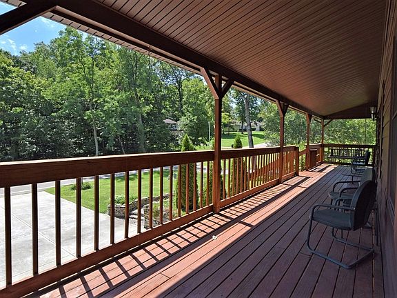 2nd image of 2022 Morningside Dr