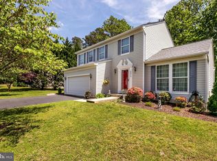8073 Foxwell Rd, Glen Burnie, MD 21061