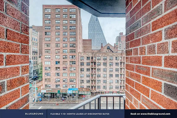 Rented by The Blueground | media 110