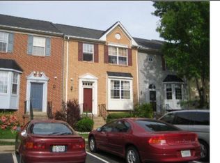 5549 Stroud Ct, Centreville, VA 20120