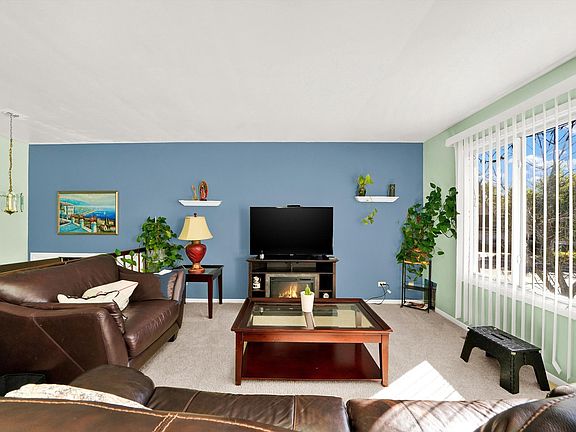 4th image of 2056 Leeward Ln