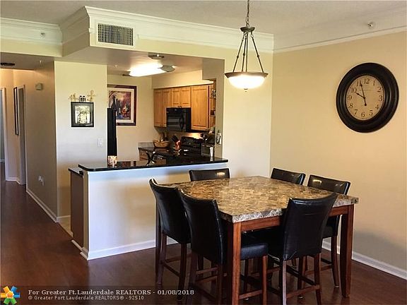 2nd image of 2050 Alta Meadows Ln APT 2103