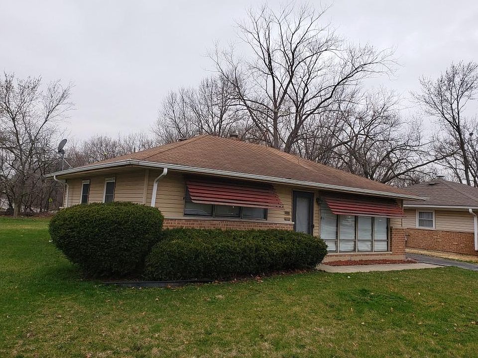 2nd image of 441 Suwanee St