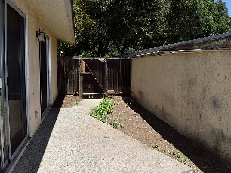 Ojai Gardens Apartments (Resort Apartments L.L.C.) — Photo 47