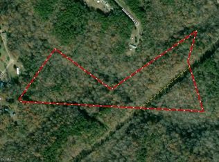 34 Orchard Ln, Pelham, NC 27311