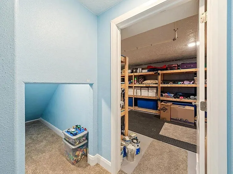 810 E Homestead Blvd — Photo 29