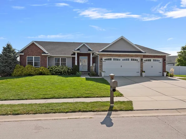 2800 Buckskin Trl, Springfield, IL 62711