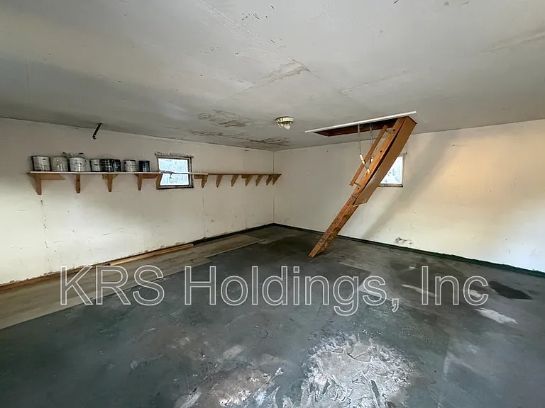 903 Freedom Ave — Photo 15