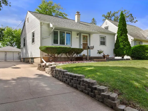4803 South 7th STREET, Milwaukee, WI 53221