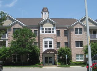 127 Ridgeview Ln, Mount Arlington, NJ 07856