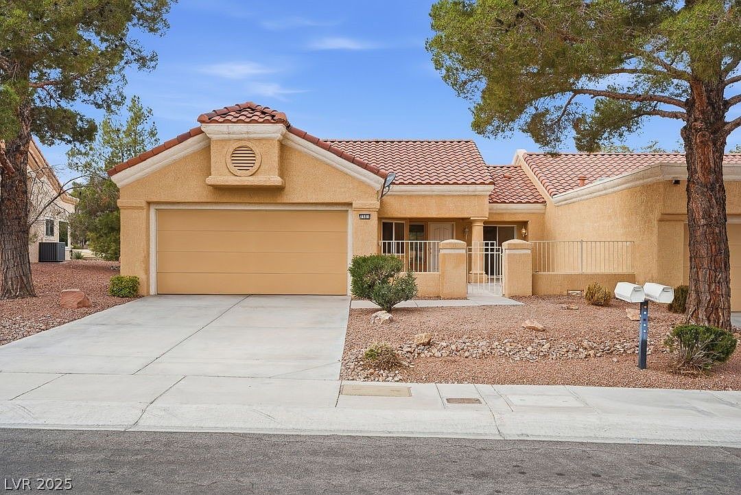 2501 Showcase Dr