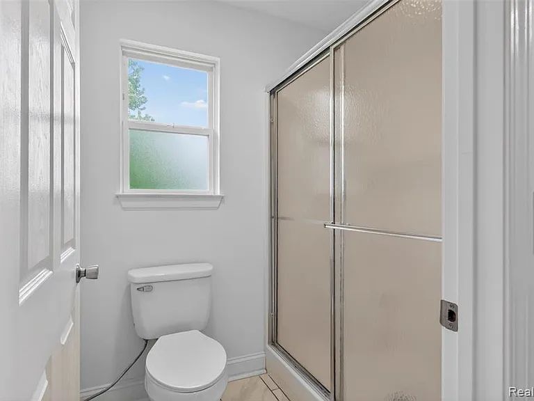 3457 Ashburnam Rd — Photo 38