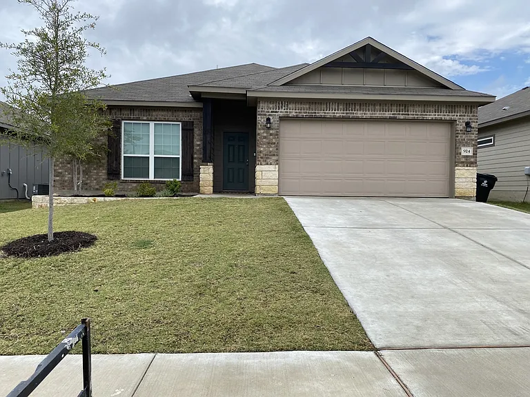 924 Coriander Rd — Photo 10