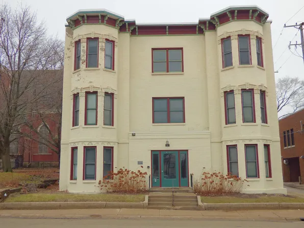 417 Walnut St #3, Rockford, IL 61104