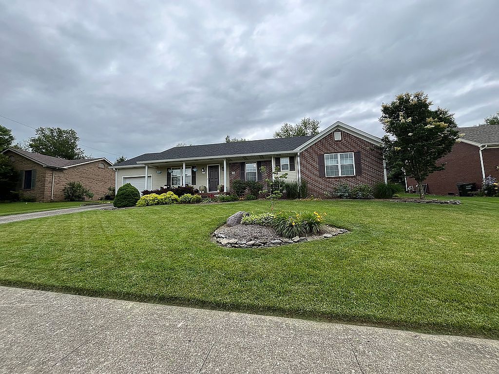 104 Seamands Dr, Wilmore, KY 40390 | Zillow