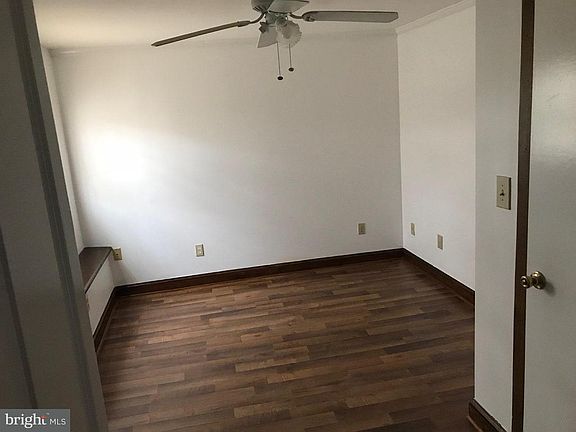 4th image of 6700 Osborn St