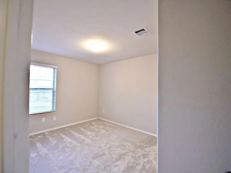 Guest bedroom 2