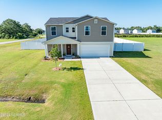 831 Ashbury Ln, Ayden, NC 28513