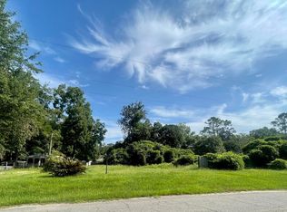 537 E College Ave, Wiggins, MS 39577